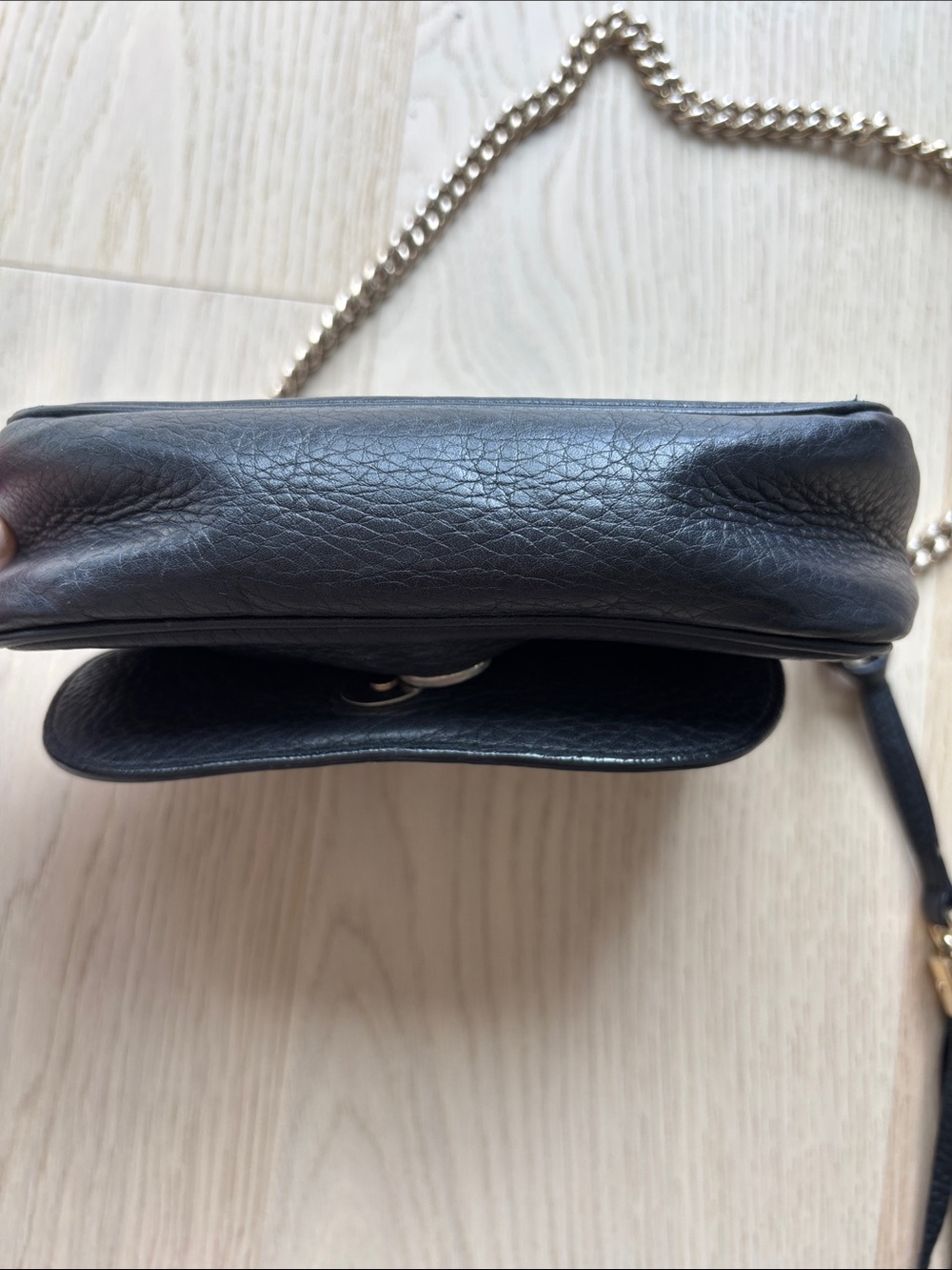 Gucci Black Soho Interlocking G Chain Crossbody Bag - Picture 7 of 12